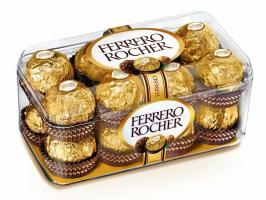 Набор конфет из молочного шоколада Ferrero Rocher с начинкой из крема и лесного ореха, 200 г